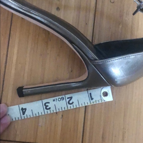 Stuart Weizman Nudist Pumps - Picture 5 of 5